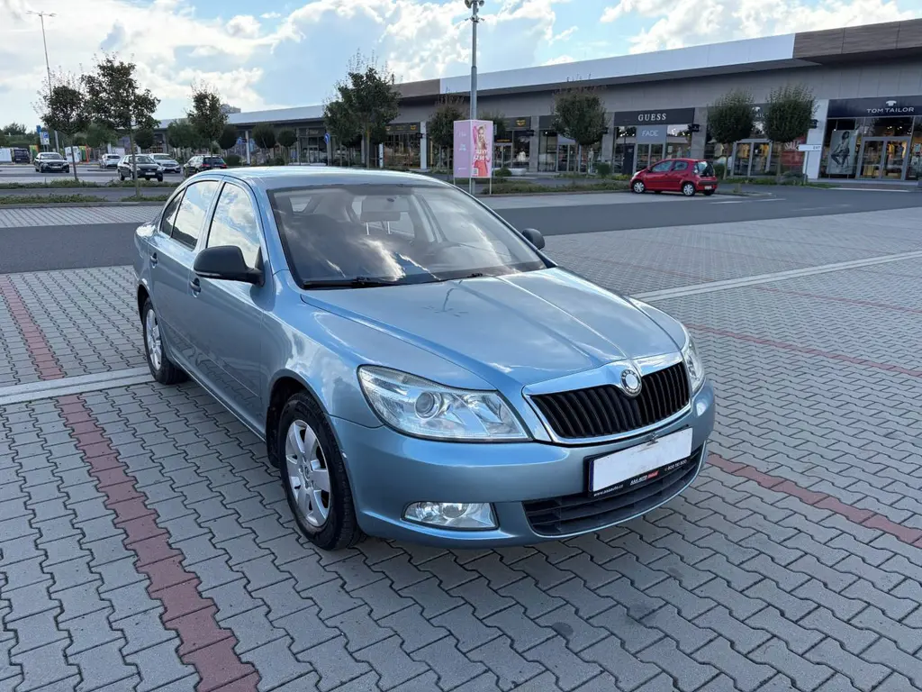 Škoda Octavia II 1.9 TDi 77kw ČR klima TZ